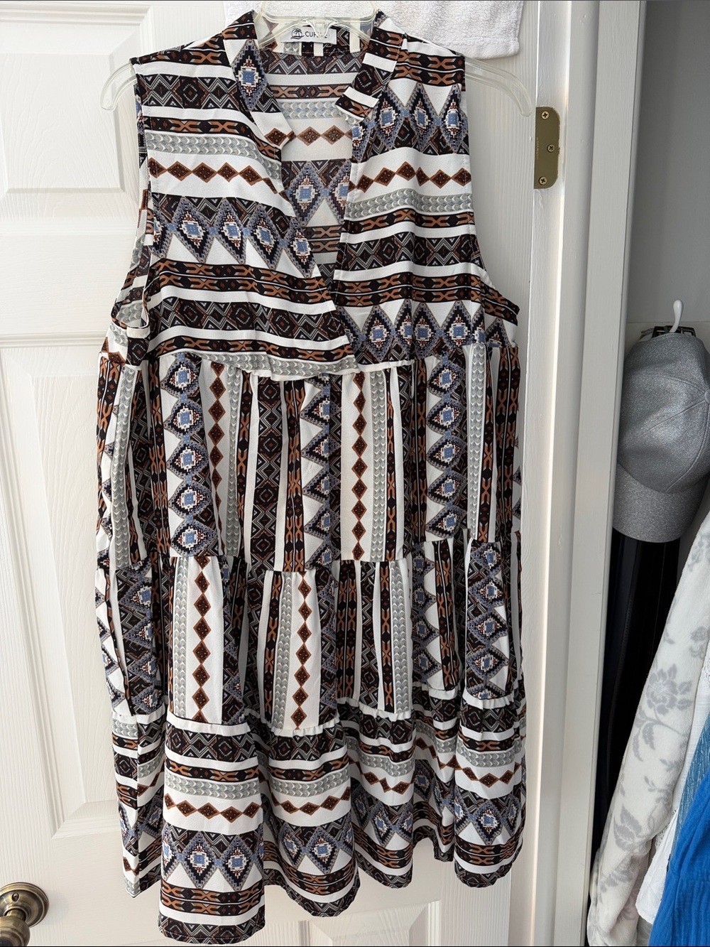 Boho Tiered A-Line Dress in Black, White & Brown – Sleeveless